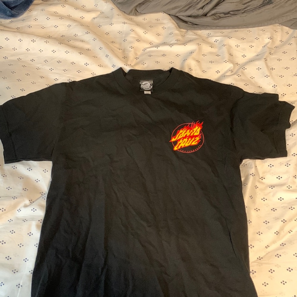 Black Santa Cruz shirt medium size